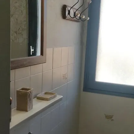 Maisonnette Avec Terrasse 